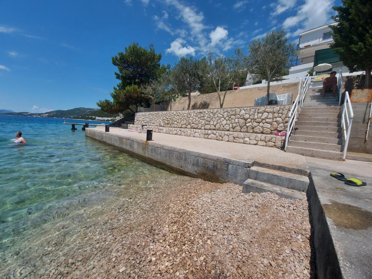 Apartments Obad Neum Bagian luar foto