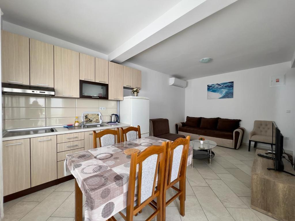 Apartments Obad Neum Bagian luar foto