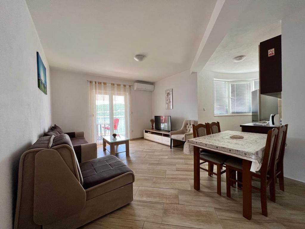 Apartments Obad Neum Bagian luar foto